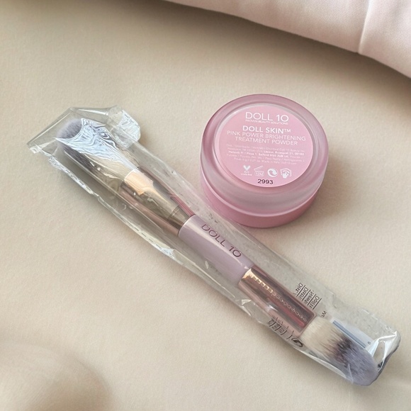 Pink Powder Brightening Treatment Powder – Doll 10 Beauty DOLL 10 SKIN PINK POWER BRIGHTENING TREATMENT POWDER with DOUBLE ENDED BRUSH